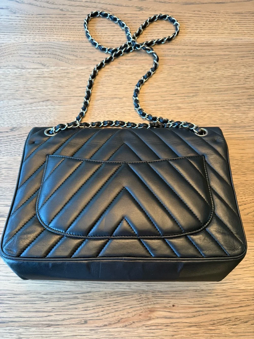 CHANEL elegant vintage